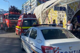Circulația metroului a fost blocată la stația Eroii Revoluției, după ce o femeie s-a aruncat pe șine circulatia metroului este blocata la statia eroii revolutiei dupa ce o femeie s a aruncat pe sine 977734