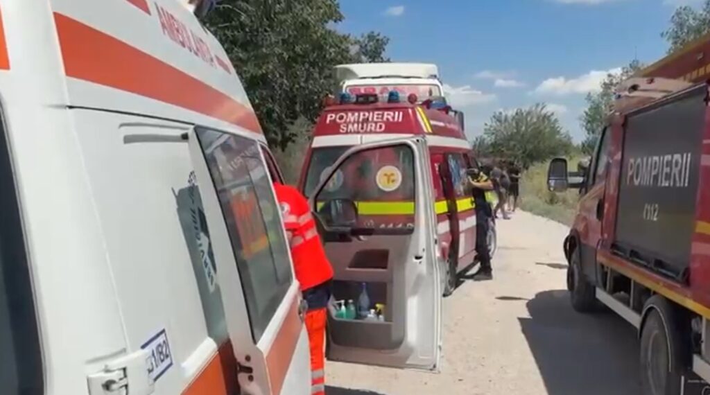 FOTO VIDEO Șocant! O femeie a fost MUTILATĂ într-un accident teribil în Tulcea 5 FOTO VIDEO Șocant! O femeie a fost MUTILATĂ într-un accident teribil în Tulcea cover 2 1