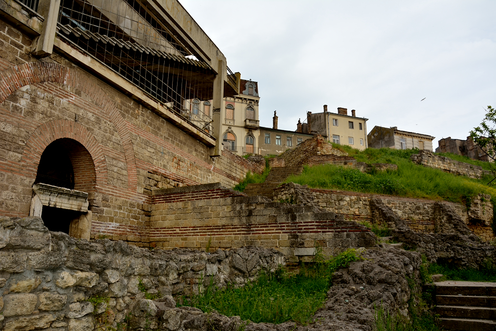 Din 2020, de când a fost semnat, contractul pentru restaurarea Edificiului Roman cu Mozaic s-a majorat cu 6 MILIOANE de lei d22ed40c6e4204fe2a71ef81effcc5f7