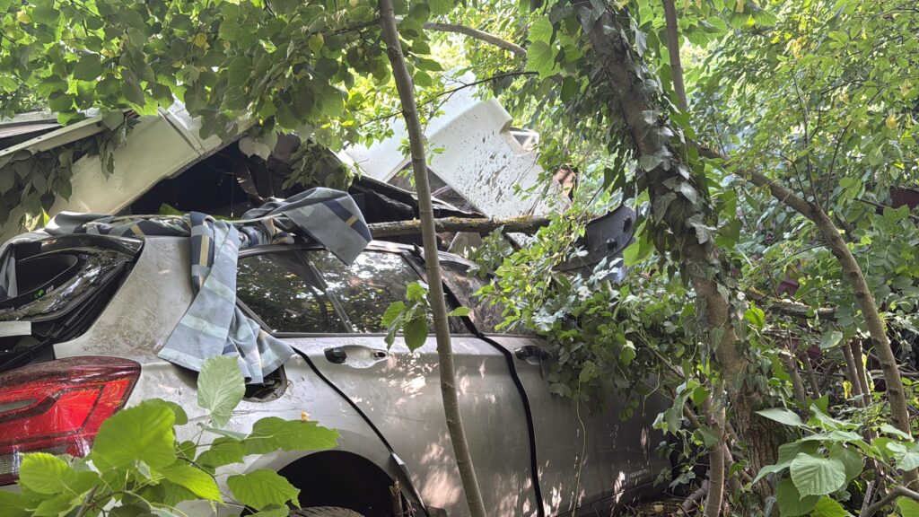 FOTO VIDEO Accident GRAV cu 8 persoane implicate în județul Tulcea / Un bărbat a DECEDAT / O mașină a fost prinsă sub un TIR 2 FOTO VIDEO Accident GRAV cu 8 persoane implicate în județul Tulcea / Un bărbat a DECEDAT / O mașină a fost prinsă sub un TIR da80b8ae ec0e 4945 84cb 909abbf0fb2d 1