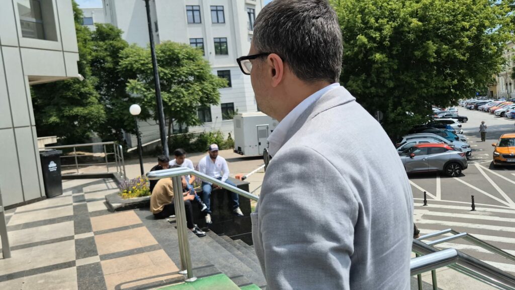 FOTO VIDEO Ultima speranță pentru Dorinel Colgiu de la Mangalia: primul termen după ce a făcut apel în urma condamnării într-un dosar DNA/ UPDATE 2 FOTO VIDEO Ultima speranță pentru Dorinel Colgiu de la Mangalia: primul termen după ce a făcut apel în urma condamnării într-un dosar DNA/ UPDATE e91178a0 5ca6 4119 8496 b2d03a73b0e7