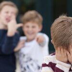 A cerut „taxă de joacă” de la copii și a ajuns după gratii. Istoricul de tâlhării al unui adolescent din Tulcea minor plange