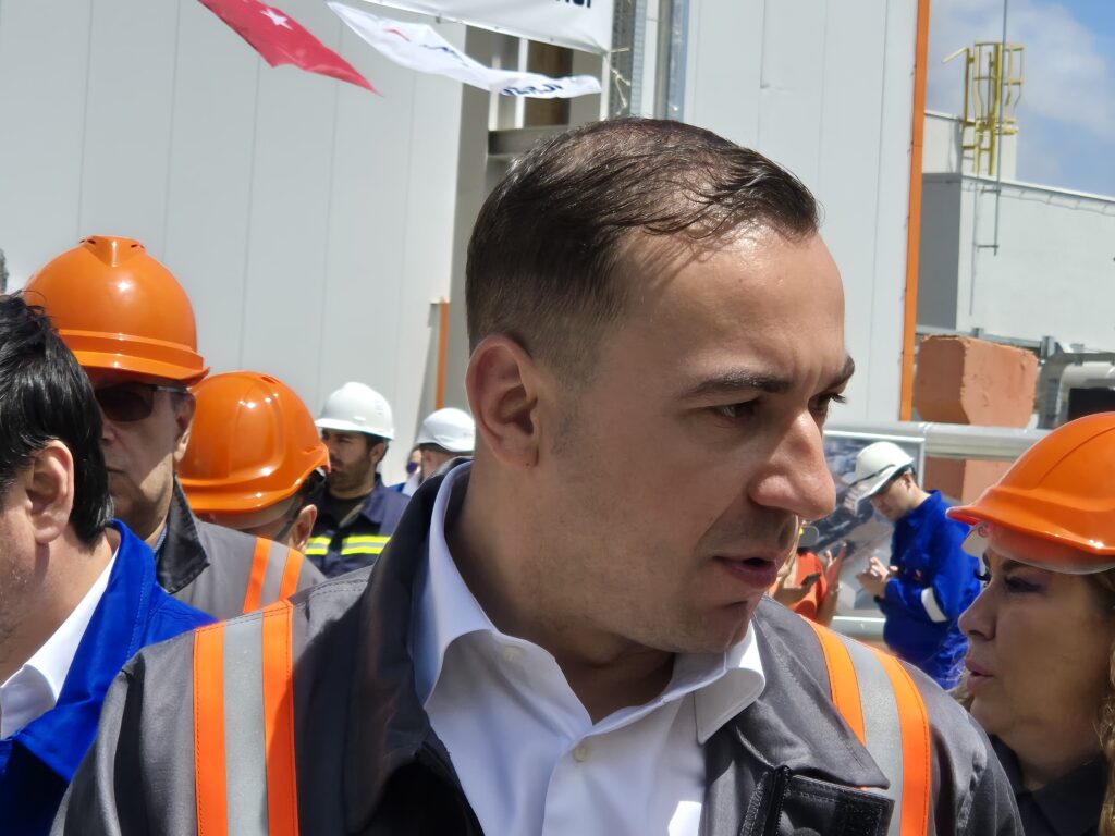 FOTO VIDEO Ministrul Energiei, în vizită la centrala de cogenerare de la rafinăria Petromidia/ „Mă voi muta la un furnizor care are un preț mai bun” LIVE TEXT 0e51bc2b d672 49cb adfd 85a0a68f7ad1
