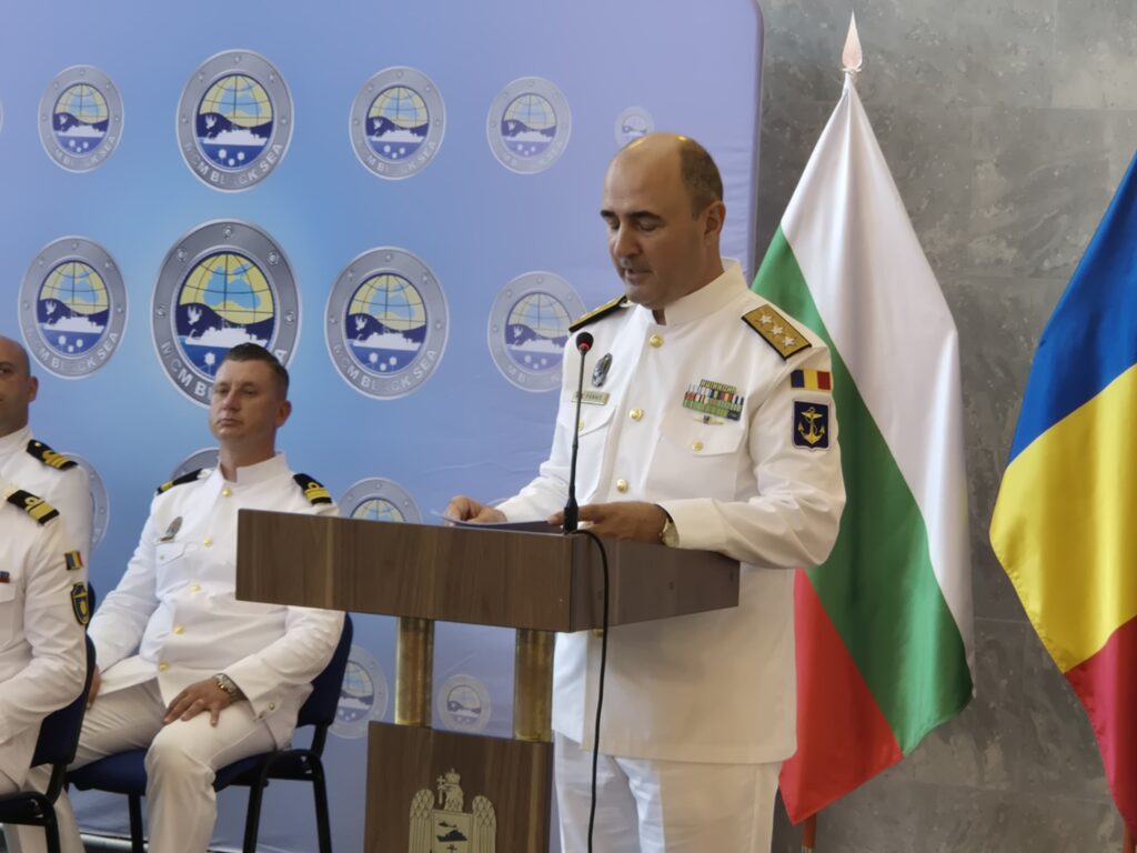 FOTO VIDEO Ministrul Apărării, prezent la preluarea de către România a comenzii Grupului operativ pentru combaterea minelor marine din Marea Neagră 21 FOTO VIDEO Ministrul Apărării, prezent la preluarea de către România a comenzii Grupului operativ pentru combaterea minelor marine din Marea Neagră 0eb603b0 4761 4c97 a82a 1c41eb495f46