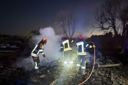 FOTO VIDEO O nouă intervenție a pompierilor români în sprijinul autorităților franceze 1ac57f2b ebba 47b0 bc26 45577f0ab337