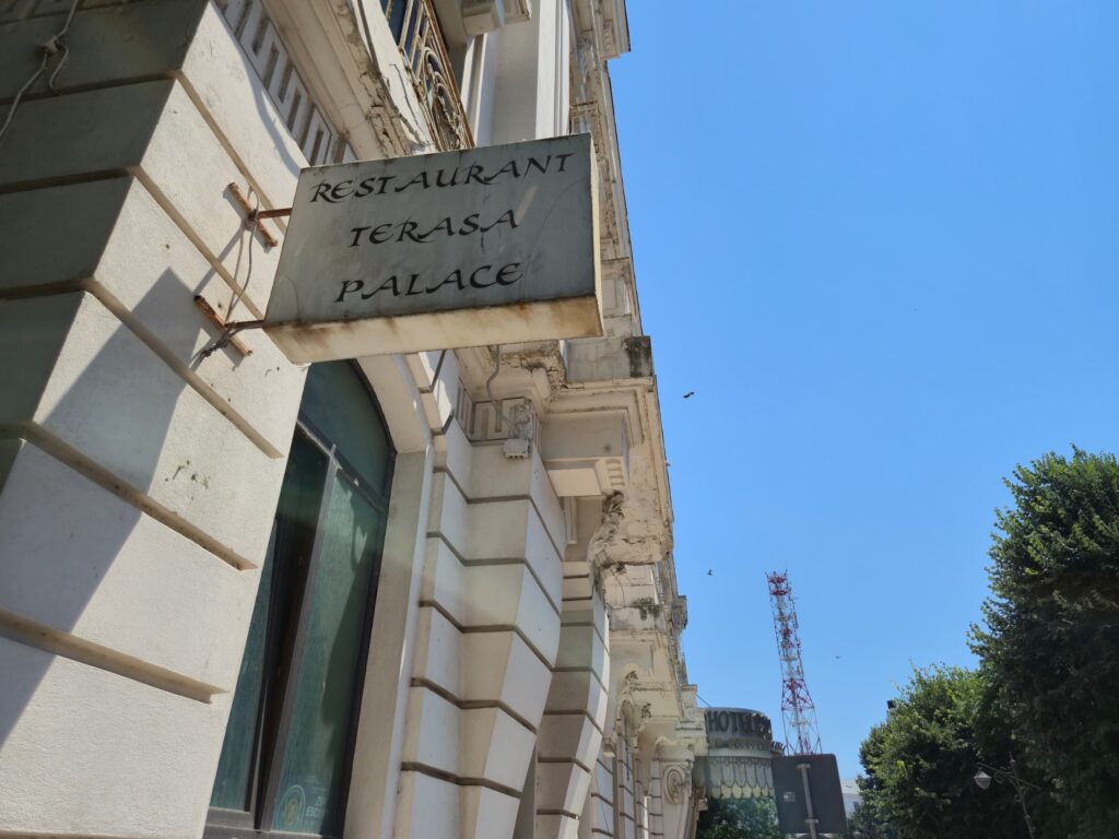 FOTO VIDEO Lucrările de reabilitare ale Hotelului Palace încă nu au început/ Bijuteria culturală va renaște cu un credit de 35 de milioane de lei 8 FOTO VIDEO Lucrările de reabilitare ale Hotelului Palace încă nu au început/ Bijuteria culturală va renaște cu un credit de 35 de milioane de lei 4075a78c 120a 40cd 8f8c dba0d374ced8