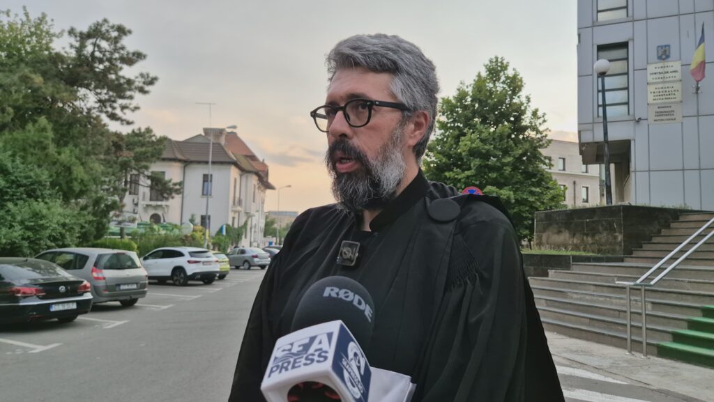 FOTO VIDEO Ce spun avocații din dosarul „Fabrica de Moșteniri” în care este vizat executorul Deacu Vasile 10 FOTO VIDEO Ce spun avocații din dosarul „Fabrica de Moșteniri” în care este vizat executorul Deacu Vasile 47a41f42 35a5 4f9a 8d95 02124b35dc5a