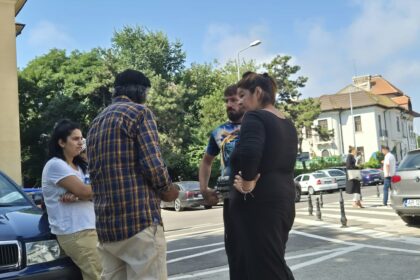 FOTO VIDEO Sprijinul familiei pentru Mogoșu/ Rudele au venit să-l susțină la Tribunal: Numai În TikTokuri stătea… UPDATE 496510167 947074514210751 4635591496618350125 n