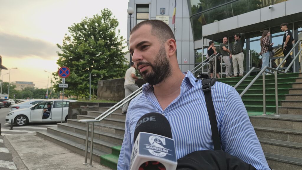 FOTO VIDEO Ce spun avocații din dosarul „Fabrica de Moșteniri” în care este vizat executorul Deacu Vasile 2 FOTO VIDEO Ce spun avocații din dosarul „Fabrica de Moșteniri” în care este vizat executorul Deacu Vasile 5065ae7c 30d8 4ea0 9200 a3776a085194