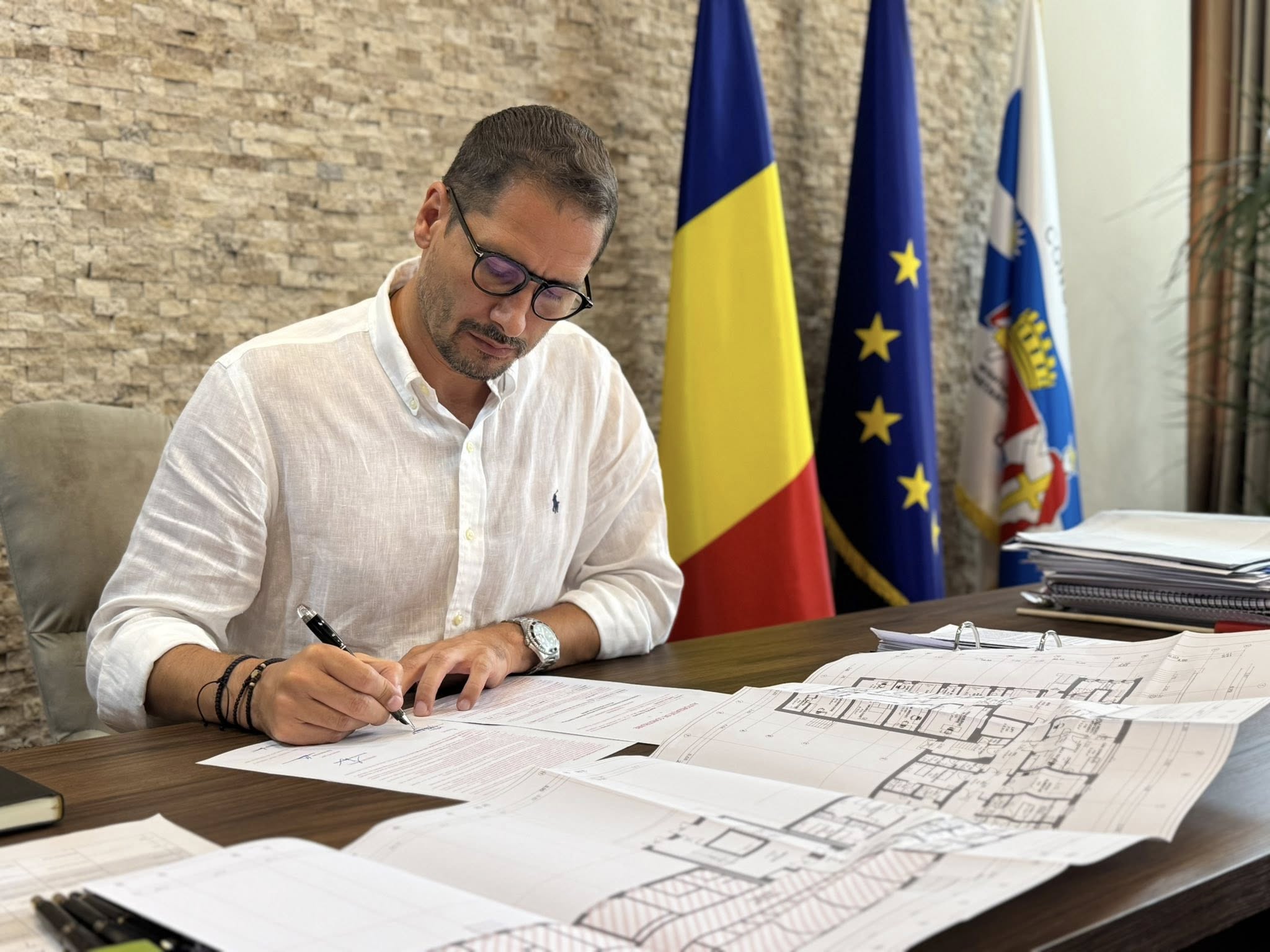Pas decisiv pentru modernizarea Spitalului de Boli Infecțioase: a fost semnată autorizația de construire 518228274 1296807915783319 9039111373091864442 n