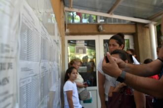 Rezultatele finale la Evaluarea Națională 2025 au fost publicate. Câți elevi au obținut media 5 după contestații 62124599
