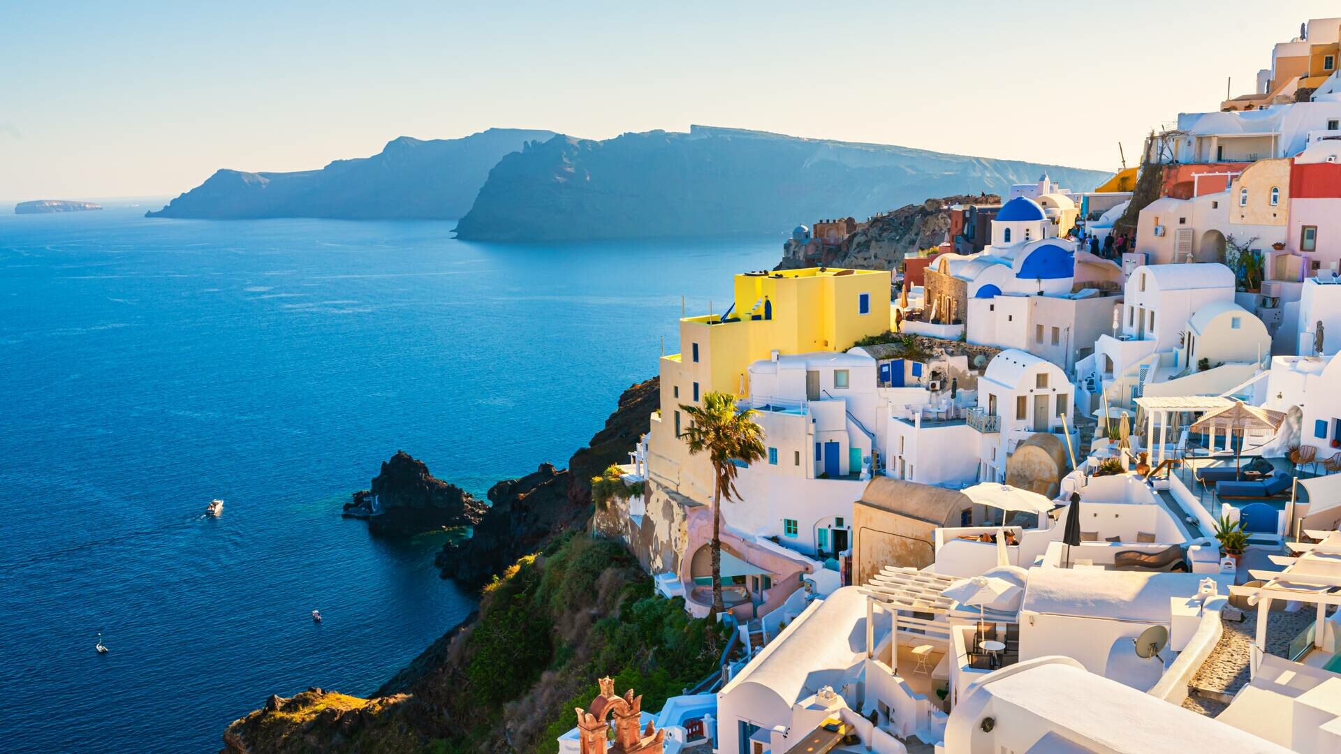 Taxa în euro pe care o vor plăti turiștii români imediat ce pun piciorul în Santorini și Mykonos 62516552