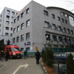 Medic de la Spitalul Floreasca, prins în flagrant în timp ce primea mită de la un pacient pentru o operație 646x4041