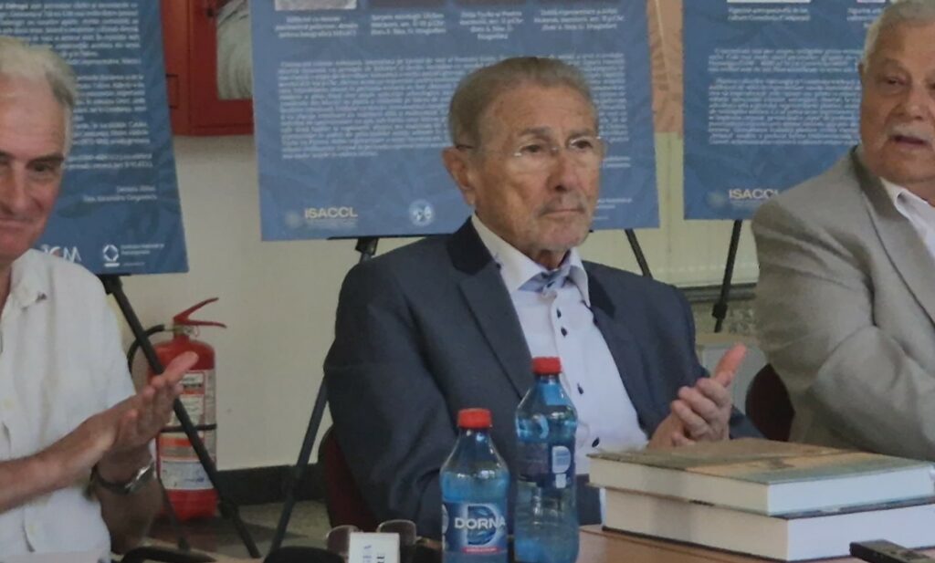 FOTO VIDEO Emil Constantinescu participă la vernisajul dedicat patrimoniului natural și cultural al Dobrogei, la Constanța 3 FOTO VIDEO Emil Constantinescu participă la vernisajul dedicat patrimoniului natural și cultural al Dobrogei, la Constanța 65de37b1 5d40 4841 bf15 0a1bdb12cf6c