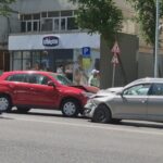 FOTO VIDEO Două persoane au ajuns la spital în urma unui accident pe bulevardul Tomis 6b1c63c4 05d6 4e76 b2ad cc7a0d5a177f