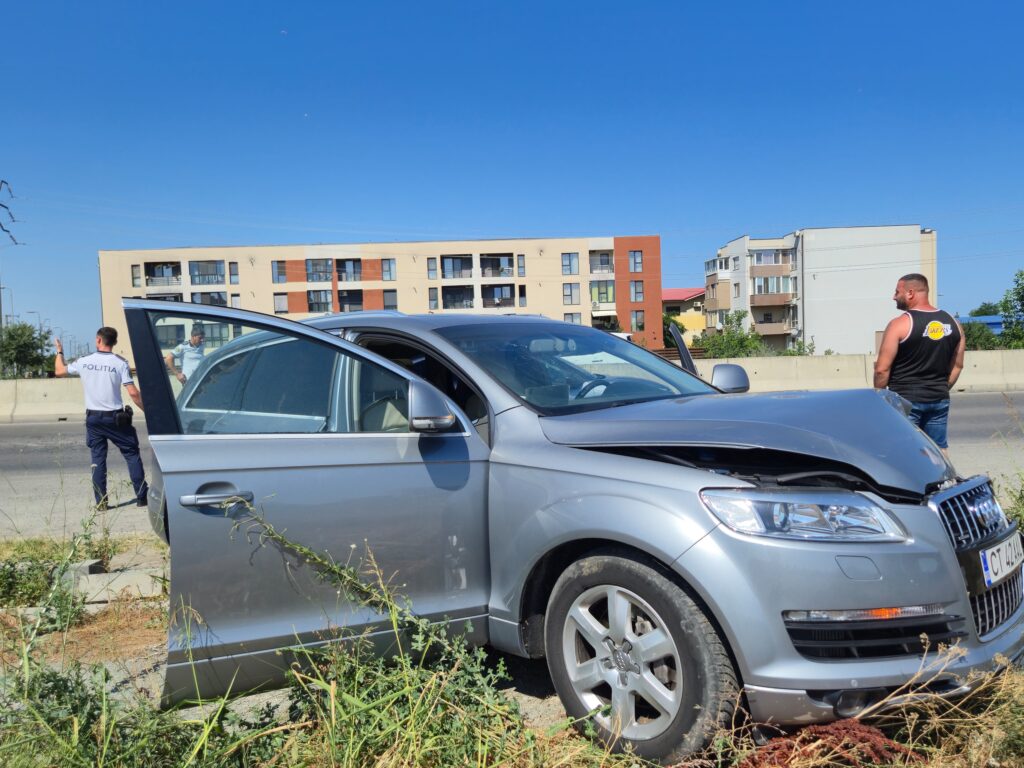 FOTO VIDEO Accident rutier cu PATRU mașini, între Constanța și Ovidiu 9 FOTO VIDEO Accident rutier cu PATRU mașini, între Constanța și Ovidiu 6e07d160 22dd 44c4 a9f4 f215c99618c6