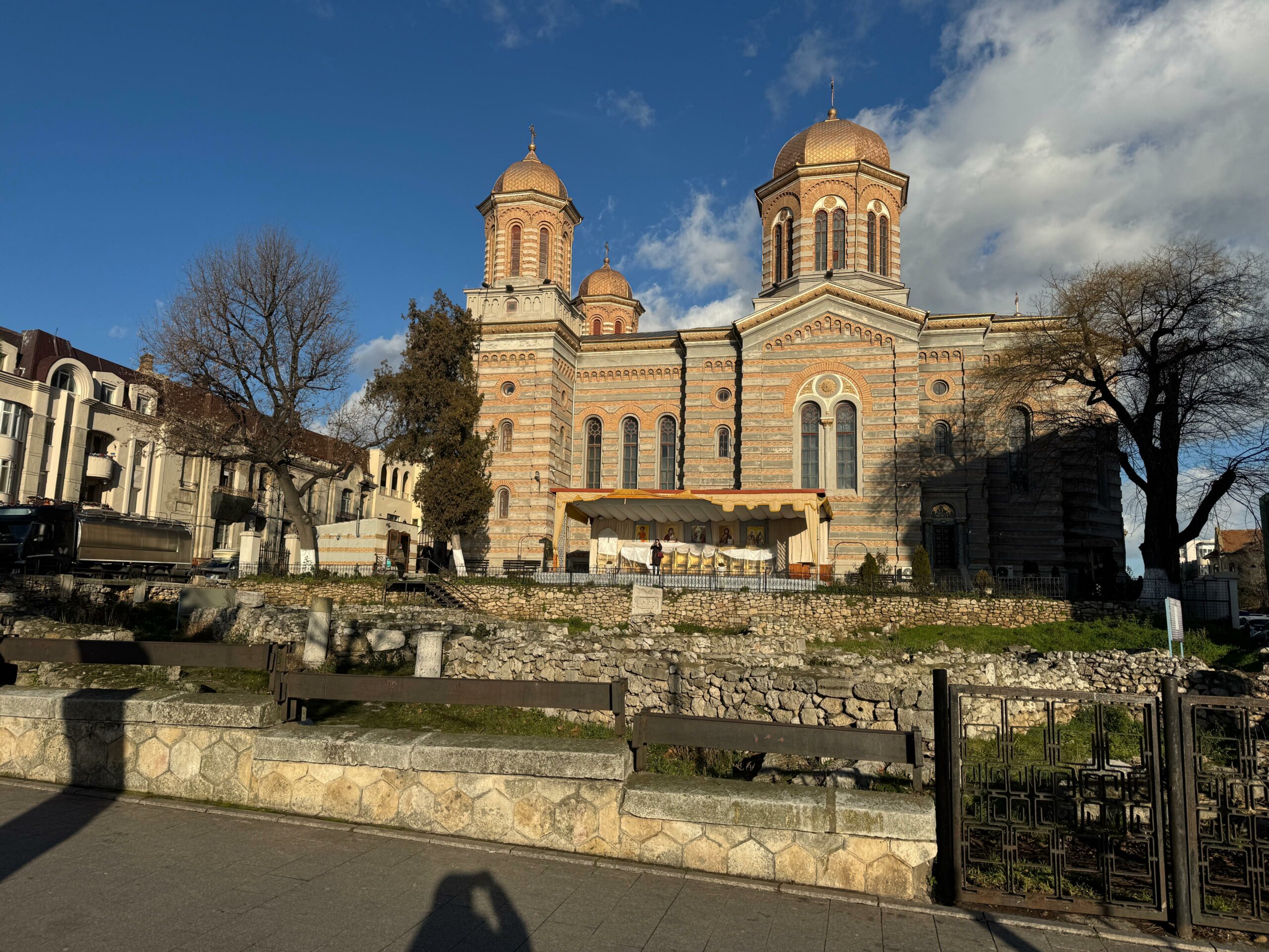 FOTO Constanța, mai mult decât plajă și cluburi: Ce activități poți face în orașul de la malul mării 9 FOTO Constanța, mai mult decât plajă și cluburi: Ce activități poți face în orașul de la malul mării 8ce9cccc b8dd 4569 a6d9 6a776cb2c4e7 scaled