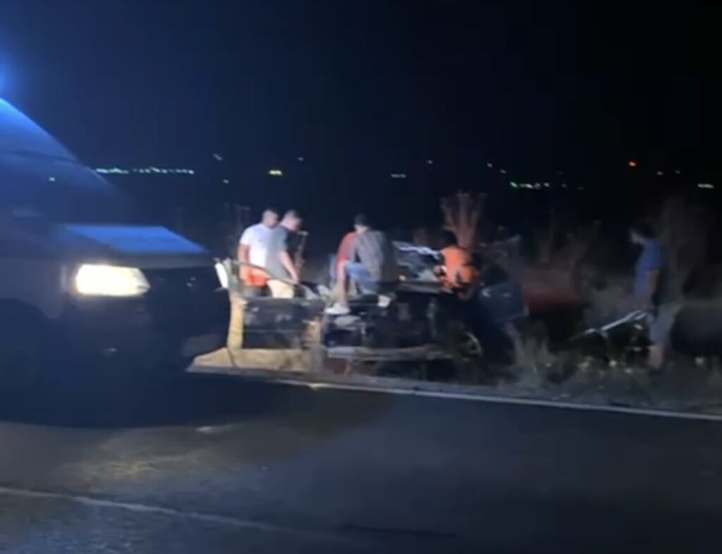 FOTO Bărbatul care a murit în accidentul GRAV de la Mihai Viteazu conducea o mașină închiriată din București 2 FOTO Bărbatul care a murit în accidentul GRAV de la Mihai Viteazu conducea o mașină închiriată din București IMG 0382