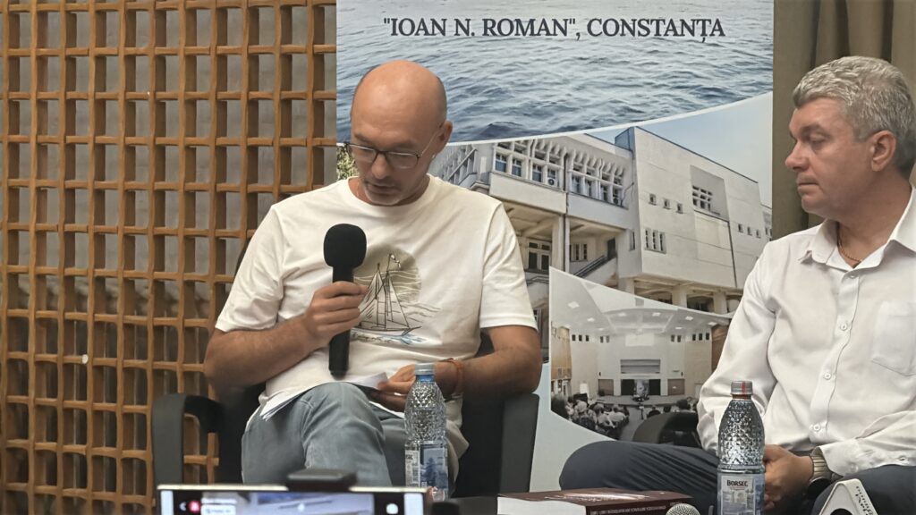 FOTO VIDEO Cristian Cealera lansează o nouă carte despre Constanța veche: „Comunitatea britanică din Kustendjie (1857–1882)” 23 FOTO VIDEO Cristian Cealera lansează o nouă carte despre Constanța veche: „Comunitatea britanică din Kustendjie (1857–1882)” IMG 2653