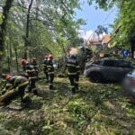 Peste 1.800 de situații de urgență gestionate de pompieri într-o singură zi: persoane salvate, incendii stinse și intervenții în urma furtunilor Imagine WhatsApp 2025 07 10 la 09.47.05 5362bf85