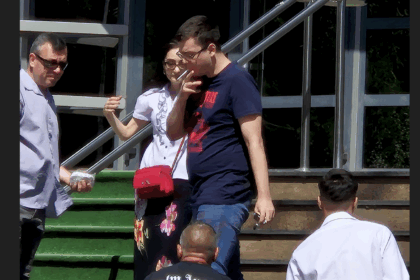 FOTO UPDATE Studentul care ar fi intenționat să își incendieze profesorul așteaptă decizii importante de la Tribunal Screenshot 2025 07 11 105615