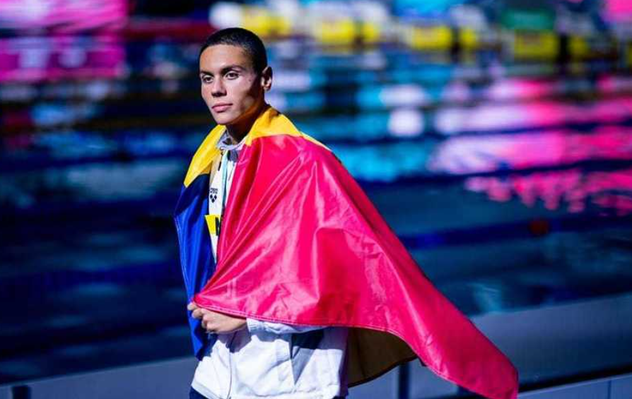 David Popovici, din nou campion mondial la 200 m liber! Aur la Singapore pentru înotătorul olimpic Screenshot 2025 07 29 145029