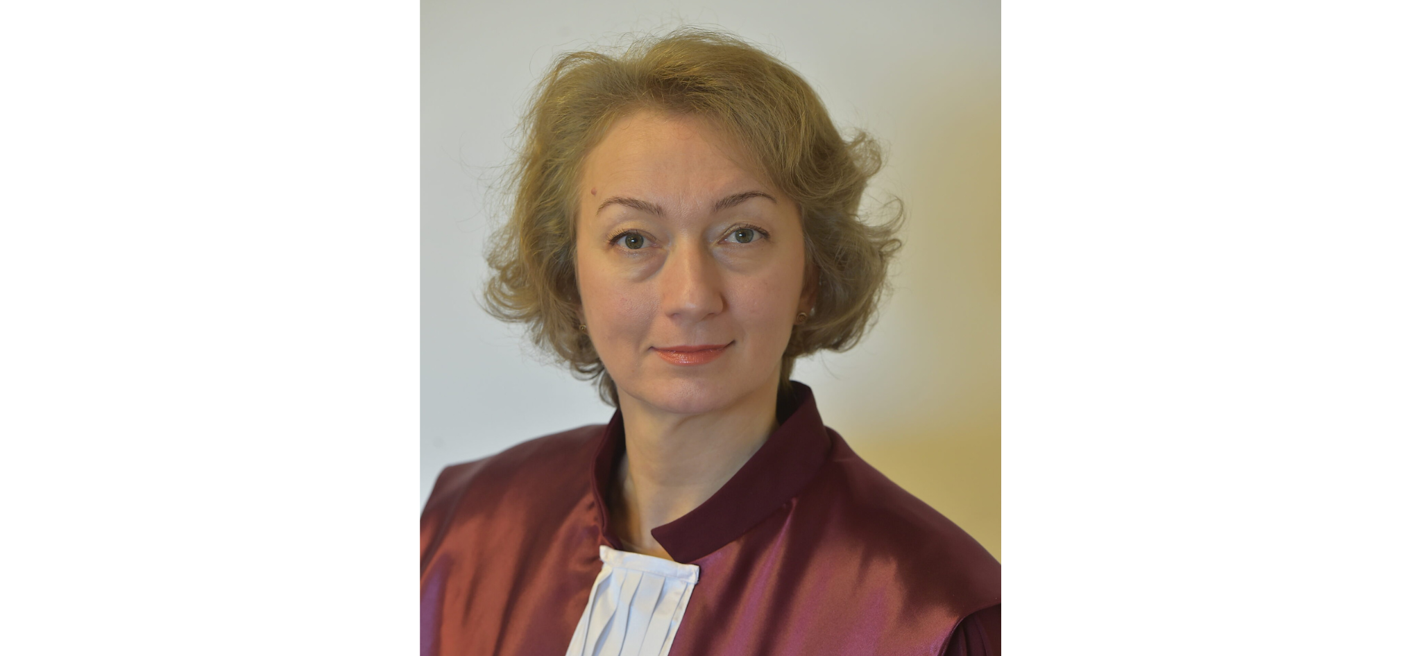 BREAKING Simina Tănăsescu este noul președinte al CCR Simina Tanasescu