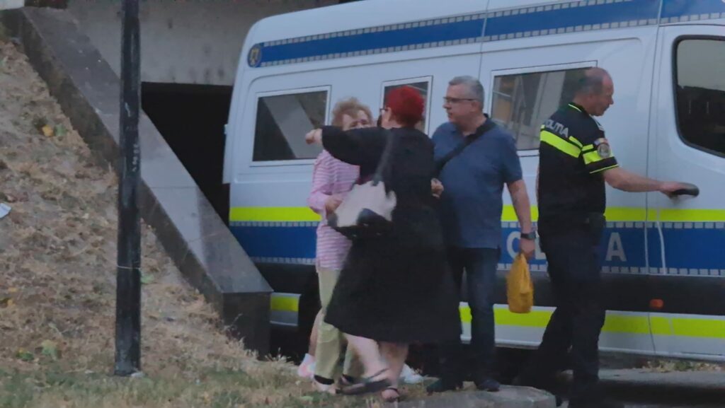 OFICIAL Dosar penal de amploare: Executorul Vasile Deacu și alți 15 suspecți, propuși pentru AREST de DIICOT Constanța UPDATE 2 OFICIAL Dosar penal de amploare: Executorul Vasile Deacu și alți 15 suspecți, propuși pentru AREST de DIICOT Constanța UPDATE WhatsApp Image 2025 07 09 at 21.09.04