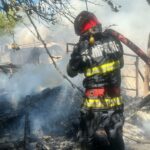 Incendiu de vegetație uscată în localitatea Grădina: pompierii constănțeni au intervenit cu mai multe echipaje WhatsApp Image 2025 07 13 at 16.04.13 1
