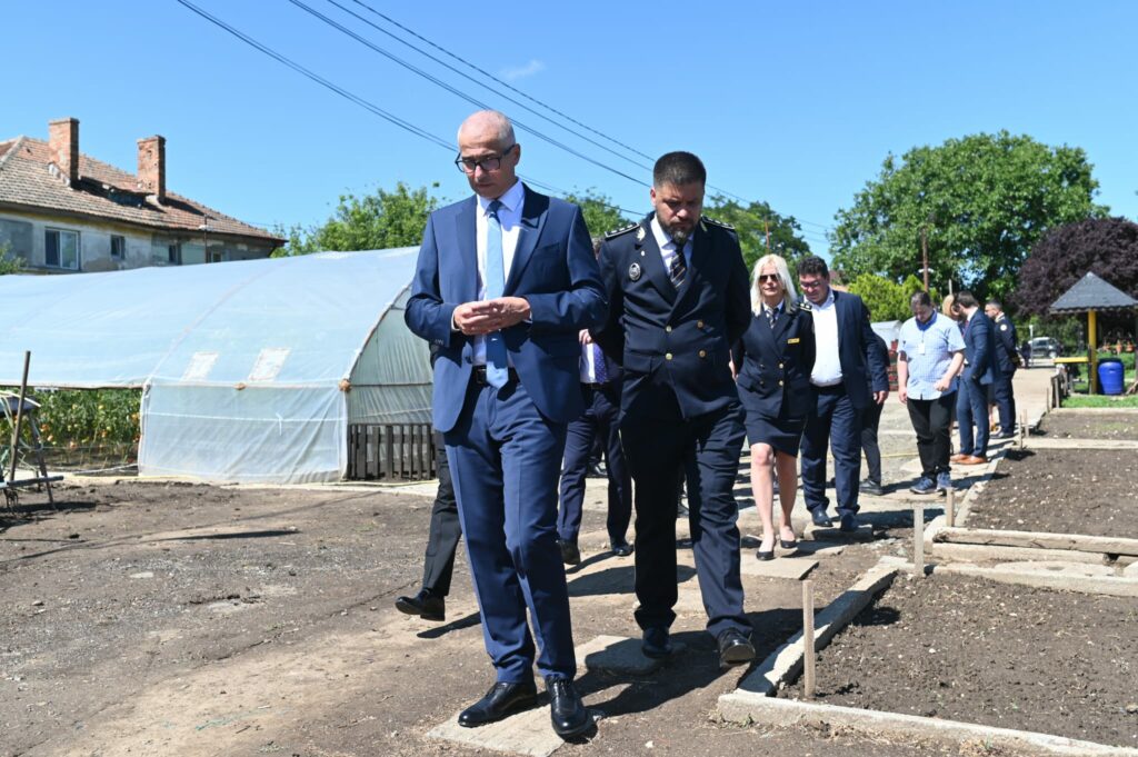 LIVE GALERIE FOTO| Ministrul Justiției și șefii din instanțe și parchete, PREZENȚI la inaugurarea Penitenciarelor Valu lui Traian și Poarta ALbă WhatsApp Image 2025 07 18 at 13.21.05 1
