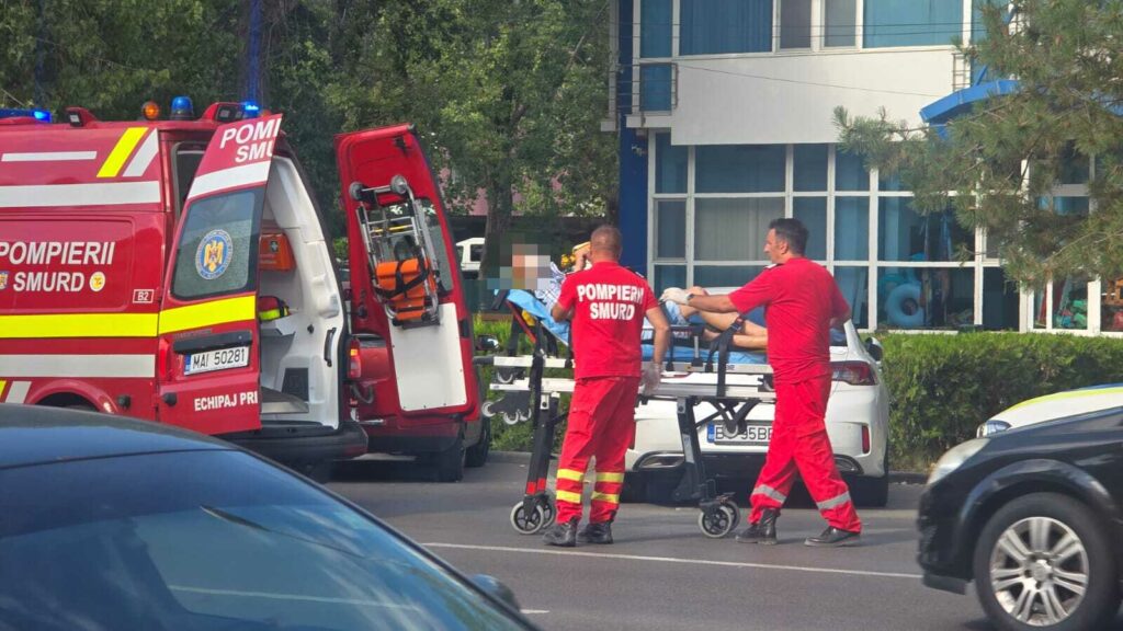 FOTO VIDEO/ ȘOFER MORT DE BEAT: Accident cu TREI persoane implicate, în Mamaia, în zona Hotelului Palas UPDATE 4 FOTO VIDEO/ ȘOFER MORT DE BEAT: Accident cu TREI persoane implicate, în Mamaia, în zona Hotelului Palas UPDATE WhatsApp Image 2025 07 31 at 17