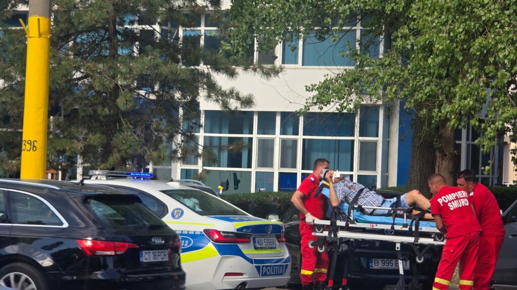 FOTO VIDEO/ ȘOFER MORT DE BEAT: Accident cu TREI persoane implicate, în Mamaia, în zona Hotelului Palas UPDATE 15 FOTO VIDEO/ ȘOFER MORT DE BEAT: Accident cu TREI persoane implicate, în Mamaia, în zona Hotelului Palas UPDATE WhatsApp Image 2025 07 31 at 17.25.01