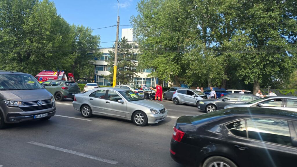 FOTO VIDEO/ ȘOFER MORT DE BEAT: Accident cu TREI persoane implicate, în Mamaia, în zona Hotelului Palas UPDATE 12 FOTO VIDEO/ ȘOFER MORT DE BEAT: Accident cu TREI persoane implicate, în Mamaia, în zona Hotelului Palas UPDATE WhatsApp Image 2025 07 31 at 17.25.01 3