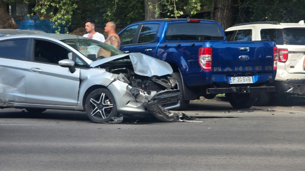 FOTO VIDEO/ ȘOFER MORT DE BEAT: Accident cu TREI persoane implicate, în Mamaia, în zona Hotelului Palas UPDATE 11 FOTO VIDEO/ ȘOFER MORT DE BEAT: Accident cu TREI persoane implicate, în Mamaia, în zona Hotelului Palas UPDATE WhatsApp Image 2025 07 31 at 17.25.02