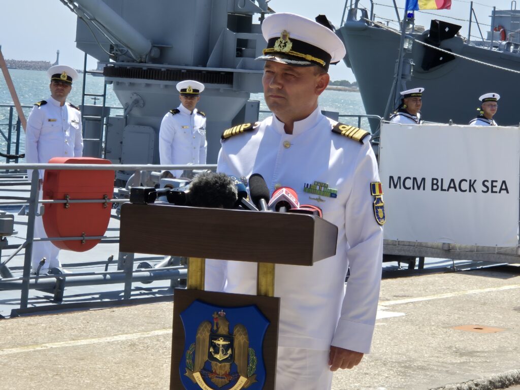 FOTO VIDEO Ionuț Moșteanu, Ministrul Apărării, în Portul Constanța: „Marea Neagră va rămâne un loc al păcii” 13 FOTO VIDEO Ionuț Moșteanu, Ministrul Apărării, în Portul Constanța: „Marea Neagră va rămâne un loc al păcii” abe5bfd7 bedc 4fce aaae 2e859e3c450d