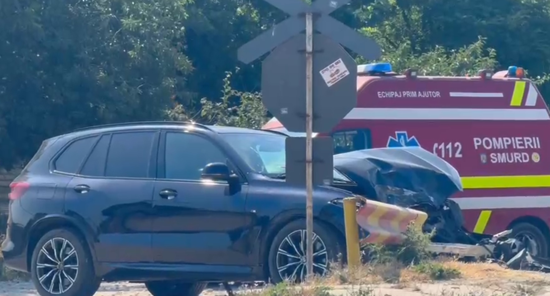 VIDEO O mașină a fost lovită de un tren în Tuzla/ Ce spune IPJ Constanța accc tren