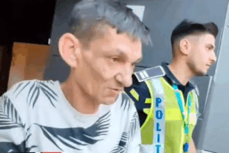VIDEO Un bărbat beat a furat ambulanţa venită să-i acorde ajutor. A gonit cu ea prin două judeţe. „Am vrut să mă plimb!” ambulanta furata giurgiu