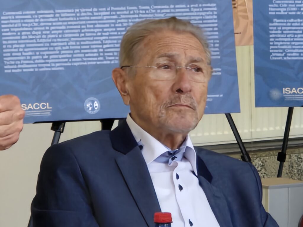 FOTO VIDEO Emil Constantinescu participă la vernisajul dedicat patrimoniului natural și cultural al Dobrogei, la Constanța 11 FOTO VIDEO Emil Constantinescu participă la vernisajul dedicat patrimoniului natural și cultural al Dobrogei, la Constanța b0eae12a c2ad 4b29 8cfc 9cad7e14c449