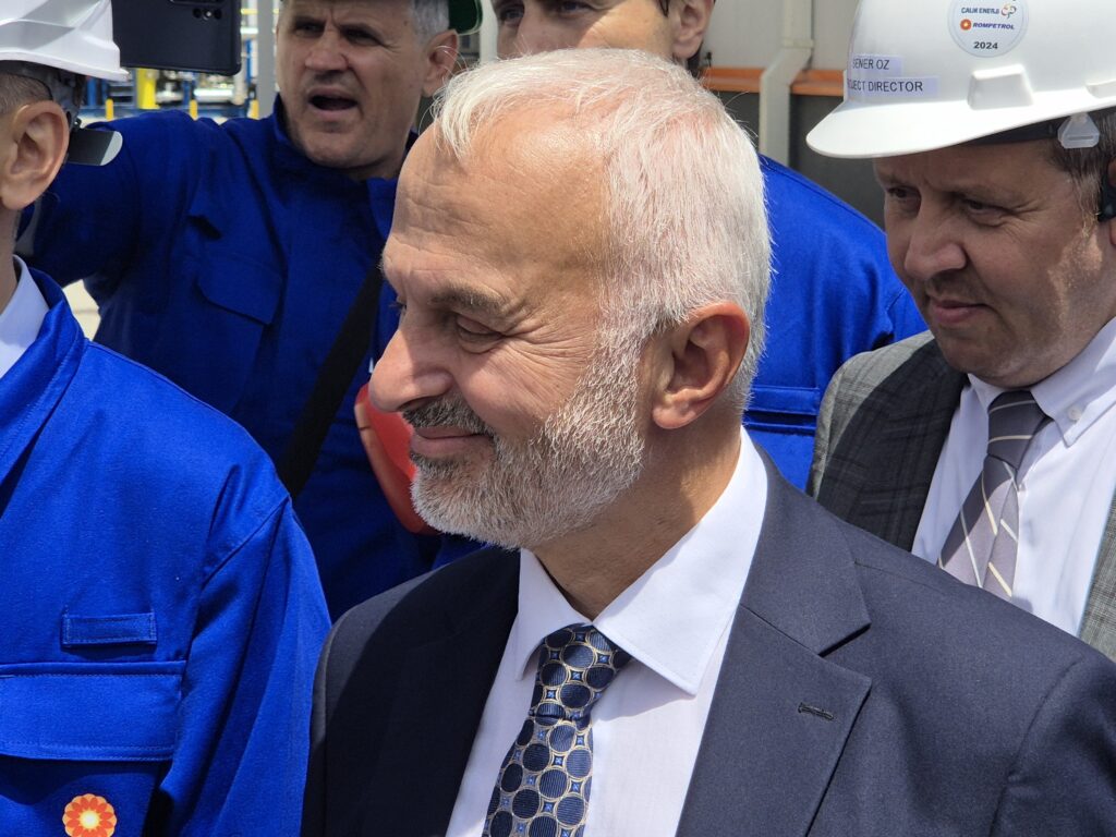 FOTO VIDEO Ministrul Energiei, în vizită la centrala de cogenerare de la rafinăria Petromidia/ „Mă voi muta la un furnizor care are un preț mai bun” LIVE TEXT bac5e850 59c4 4656 9977 3757cc6353f9
