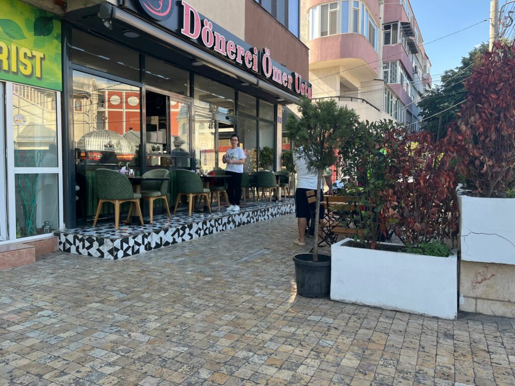 FOTO VIDEO Alertă! Incendiu la restaurantul Donerci Omer Usta, din Năvodari UPDATE bdbd9551 838c 4476 ae6f 20da4bc9a46a