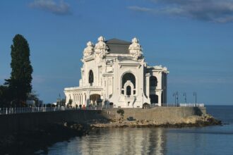 Cazino Constanța lansează Cazino Concept: design românesc în ediții limitate cazino1