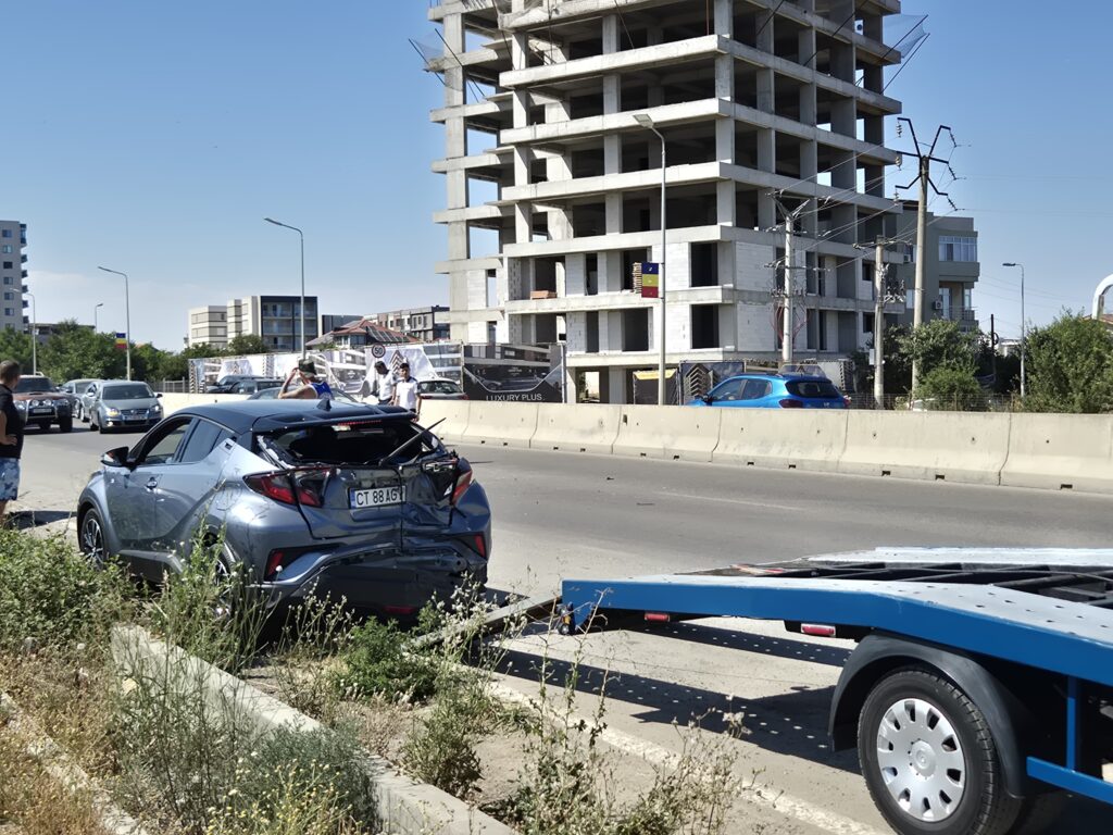 FOTO VIDEO Accident rutier cu PATRU mașini, între Constanța și Ovidiu 12 FOTO VIDEO Accident rutier cu PATRU mașini, între Constanța și Ovidiu d60cf2da 00ea 491b af74 247b6ae5c915