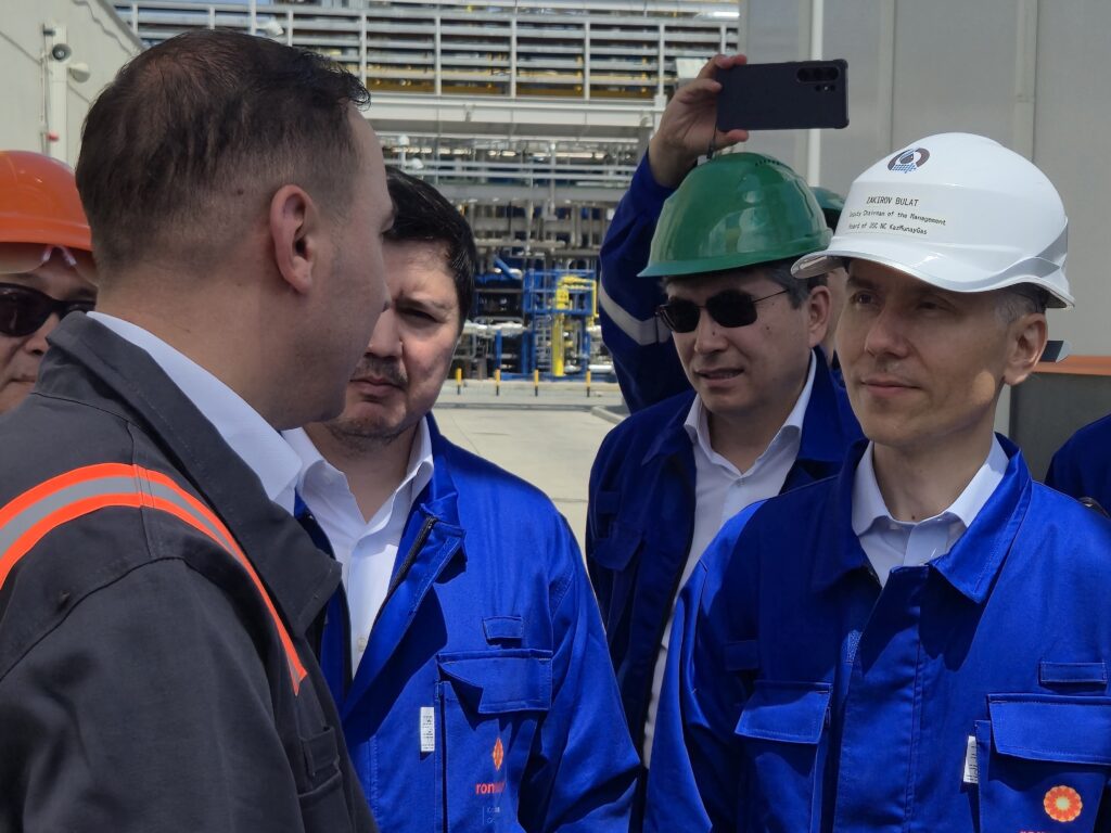 FOTO VIDEO Ministrul Energiei, în vizită la centrala de cogenerare de la rafinăria Petromidia/ „Mă voi muta la un furnizor care are un preț mai bun” LIVE TEXT dbb36488 ed01 42c7 85a9 152745f8a388