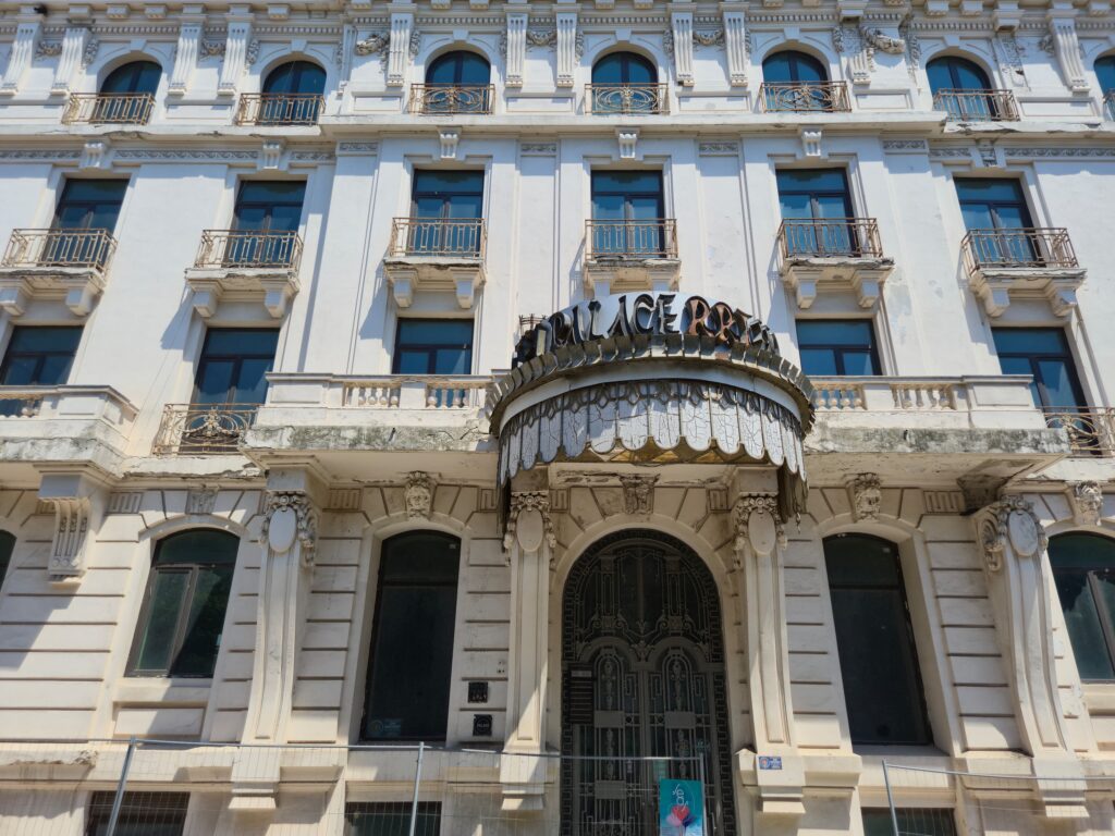 FOTO VIDEO Lucrările de reabilitare ale Hotelului Palace încă nu au început/ Bijuteria culturală va renaște cu un credit de 35 de milioane de lei 2 FOTO VIDEO Lucrările de reabilitare ale Hotelului Palace încă nu au început/ Bijuteria culturală va renaște cu un credit de 35 de milioane de lei e509d5cf 2690 45df b962 92f72ace8873