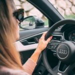 A încercat să păcălească polițiștii prin schimb de locuri cu fiica sa: Condamnată la un an cu suspendare după ce a condus fără permis femeie sofer
