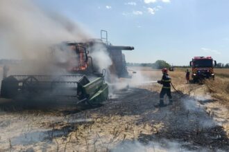 O combină a luat foc, între Corbu și Vadu UPDATE incendiu galati combina