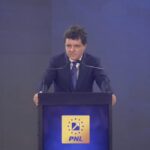 VIDEO Nicușor Dan, la Congresul PNL: „Suntem obligați să reparăm toate lucrurile care au fost așezate greșit în societate. Românii nu ne vor mai ierta în 2028” media 175230807818353300