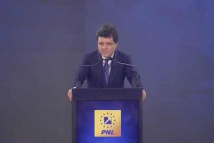 VIDEO Nicușor Dan, la Congresul PNL: „Suntem obligați să reparăm toate lucrurile care au fost așezate greșit în societate. Românii nu ne vor mai ierta în 2028” media 175230807818353300