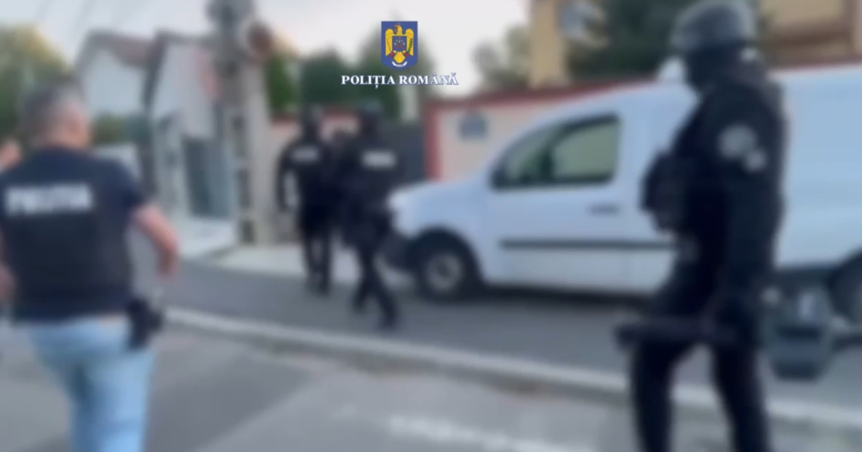 VIDEO Un bărbat a fost agresat de două ori și jefuit în parcările a două mall-uri din Constanța perchezitiii 234q2