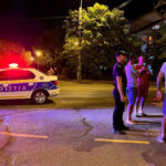 Un bărbat din Oltina, condamnat după ce a tăiat cauciucurile a patru mașini peste noapte politie noapte strada
